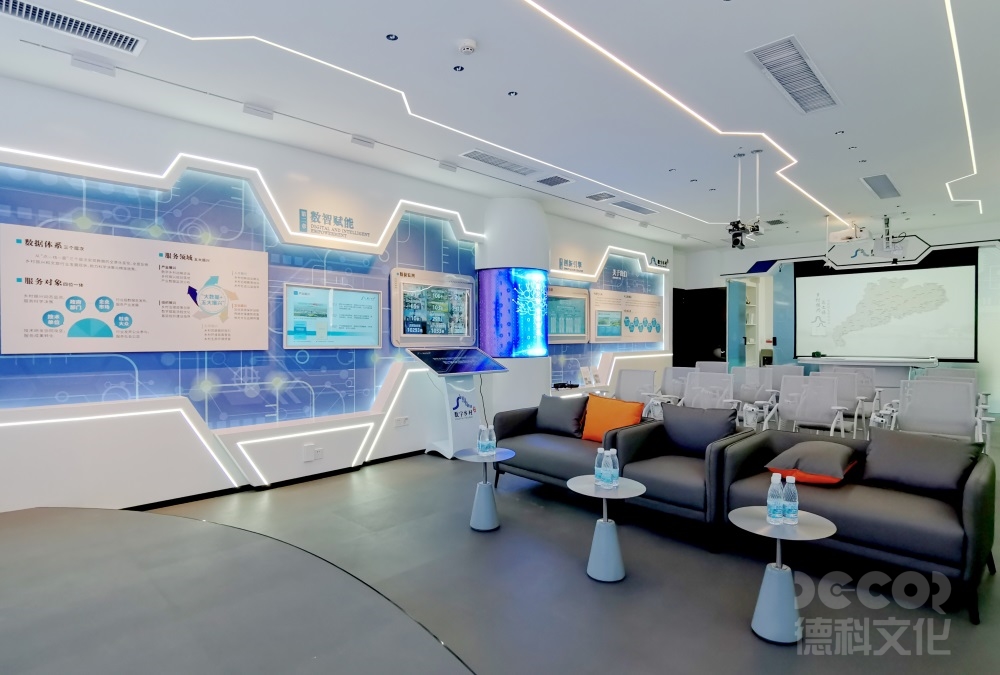 如何利用展覽館設(shè)計來展示文化多樣性和社會包容性的重要性？