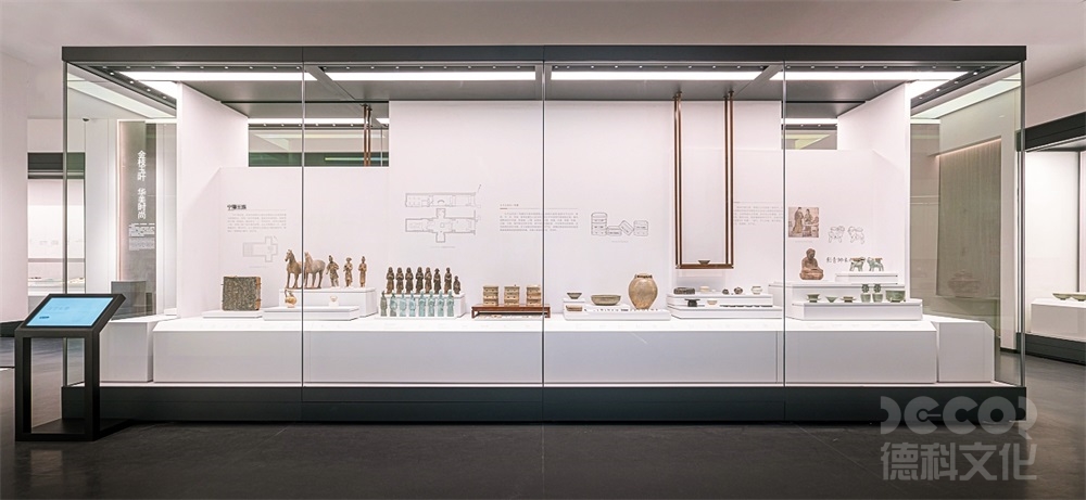 博物館展館設(shè)計中的文物應(yīng)如何保護和展示？