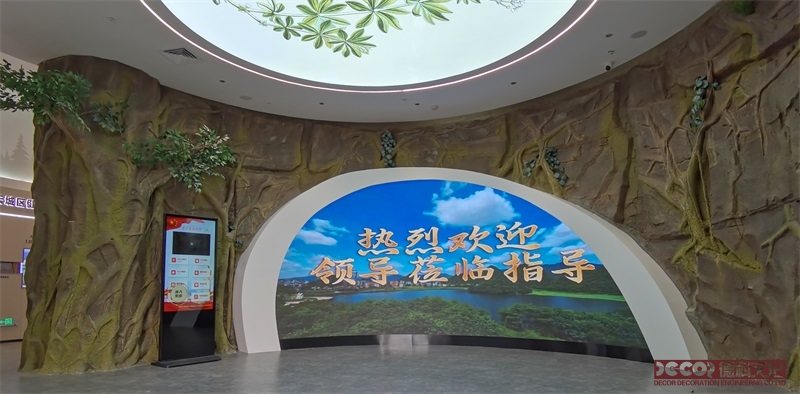 如何進行博物館裝修的定期評估與更新？